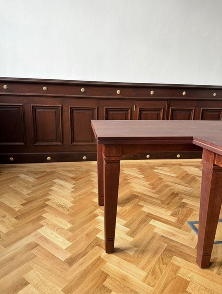 konferencyjne stoły dębowe